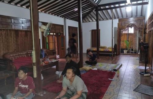 Klaten House | Bayt Assalaam Syariah Homestay