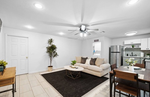 Baytown Apartment | Baytown Hideaway Private Casita One Bedroom Living with Deck and Kitchen