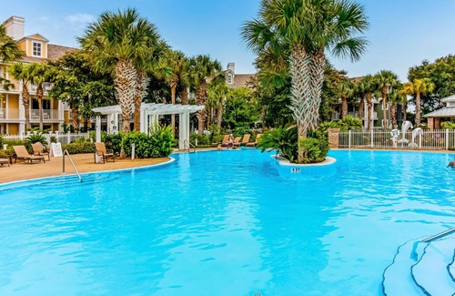 Baytowne Wharf Apartment | Baytowne Wharf - Pilot House #328/#330 combo