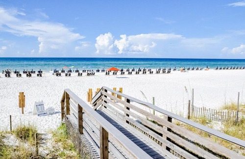 Baytowne Wharf Apartment | Baytowne Wharf - Pilot House #328/#330 combo