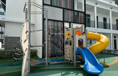 Bukit Jong Apartment | Bayu Temiang - 5pax Quiet Home