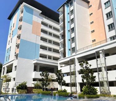 Bukit Jong Apartment | Bayu Temiang - 5pax Quiet Home