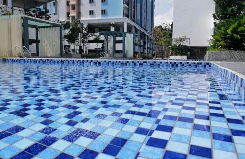 Bukit Jong Apartment | Bayu Temiang - 5pax Quiet Home