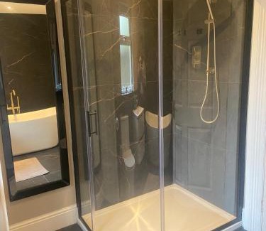 Drains Bay Apartment | Bayview Apartments