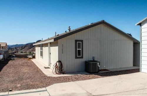Parker Strip House | Bayview Beauty River access and mountain views
