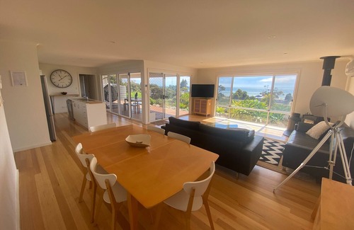 Para Wurlie House | Bayview Bliss - Beautiful sea views! close to playground and beach!
