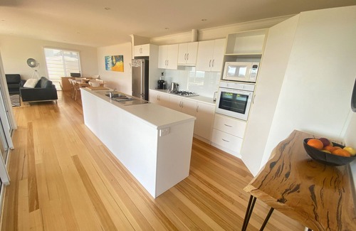 Para Wurlie House | Bayview Bliss - Beautiful sea views! close to playground and beach!