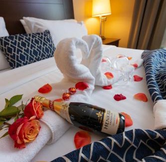 Courtenay Hotel | Bayview Hotel