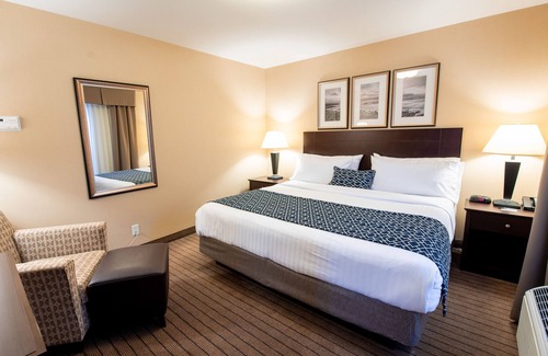 Courtenay Hotel | Bayview Hotel