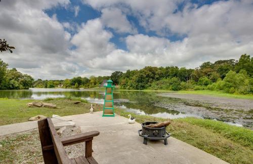 Lake Lafayette House | Bayview - Lakefront Family Cabin in Odessa!