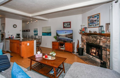 Boulder Bay Condo | Bayview - Lakefront Complex, Walk to Lake, Heated Pool