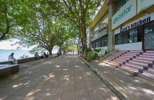 Kochi Apartment | BayView Retreat Premium Stay at Marine Drive Kochi