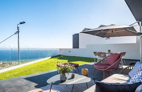 Santa Luzia Villa | Bayview Villa Retreat