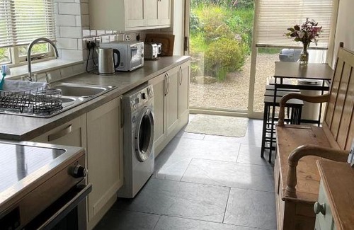 Crymych House | Bayvil - Nevern