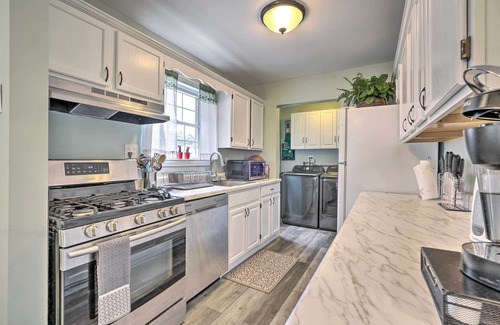 Bayville House | Bayville Getaway w/Fire Pit - 2 Mi to Beach!