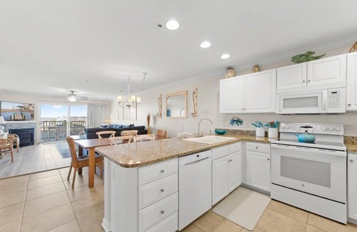 Heron Harbour Isle Condo | Baywatch II 301B - A Bayfront Beauty in the ever-popular Heron Harbour Community
