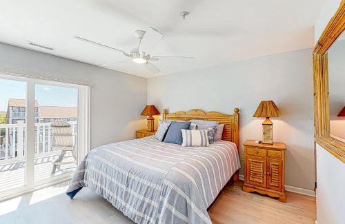 Heron Harbour Isle Apartment | Baywatch III 304D