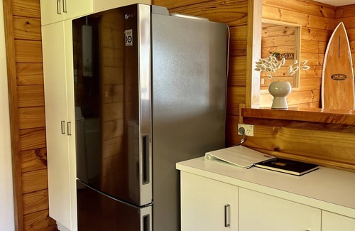 Tryphena House | Bazza's Beach House