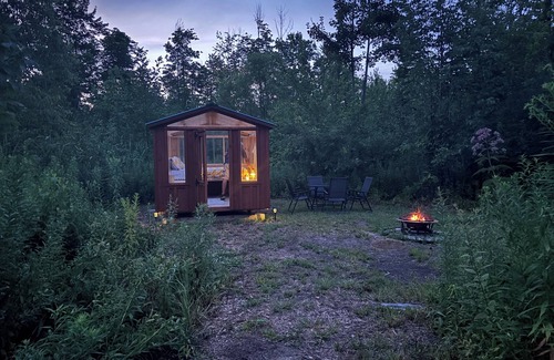 Geneva Cabin | BB Hideaway
