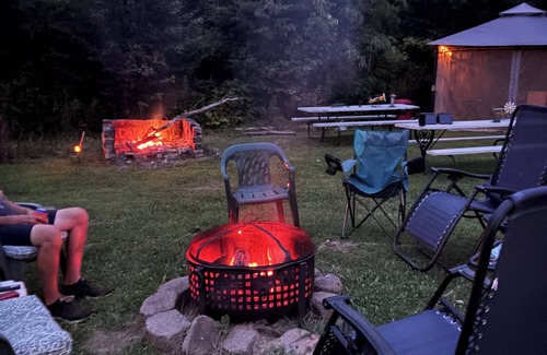 Geneva Cabin | BB Hideaway