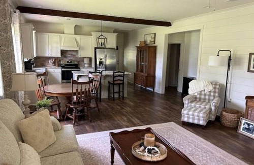Petal Cottage | BB's Cottage