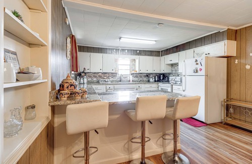 Delta House | BBQ Ready: Delta Country Home on 30 Acres
