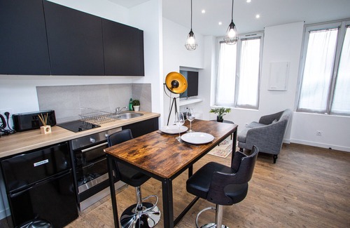 Villeboeuf - Fauriel - Vivaraize Apartment | BD ROOM COCON COZY BALNEOTERAPY IN SAINT-ETIENNE