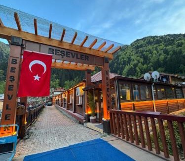 Uzungol Apartment | Beş Evler Apart