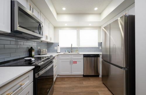 Jacksonville Beach House | Be A Nomad 3bed home 1 block from amazing beach