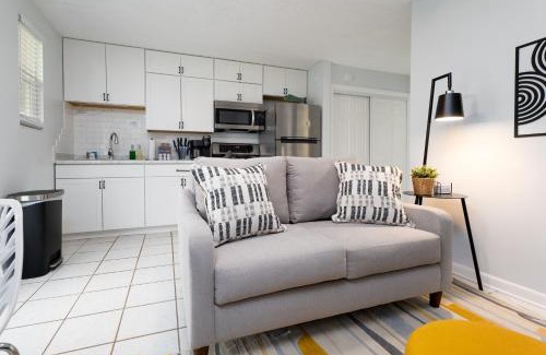 Jacksonville Beach Apartment | Be A Nomad - Beachside Apartments