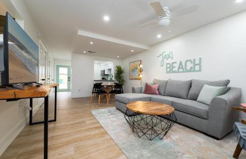 Jacksonville Beach Apartment | Be A Nomad Lovely 2br 1blk from the Ocean