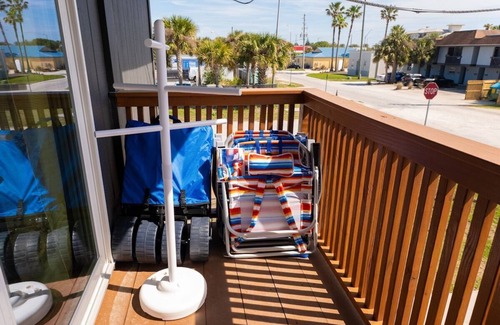 Jacksonville Beach House | Be A Nomad | New Listing l 2br 3 blks to beach - D