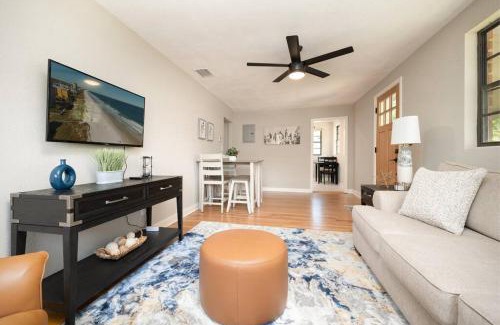 Riverside Apartment | Be A Nomad - Newly renovated 1br apartment