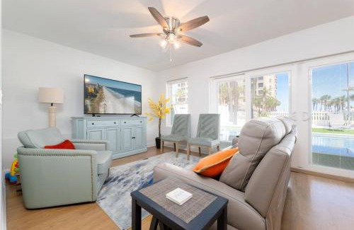 Jacksonville Beach Apartment | Be A Nomad - Ocean views pool home - New listing