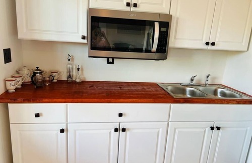 Valdese Apartment | Be connected with nature with friends and family