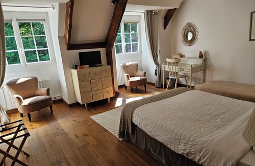 Villedieu-les-Poeles-Rouffigny House | Bed and Breakfast Saultchevreuil