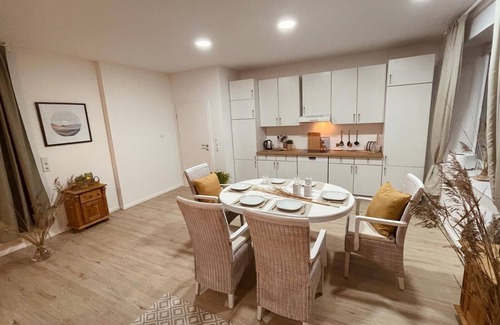 Loxstedt House | Be our guest in a pleasant and quiet ambience.