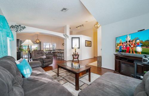 Crescent Lakes House | Be Our Guest