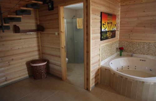 Kela Alon Cabin | Be-Taam Ahava Suites