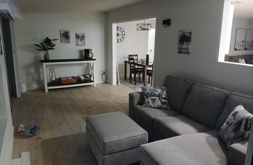Fountain of the Sun House | Be the 1st to stay at this cozy completely remodeled 2-bed house on golf course