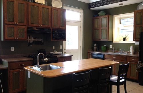 Old Louisville House | Be together. Spend less. Be a local.