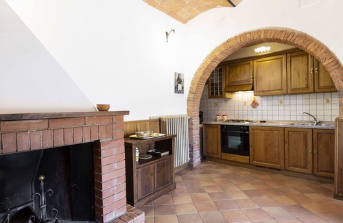 Ponte Buriano House | Beautiful private villa for 4 people with TV, terrace, pets allowed and parking
