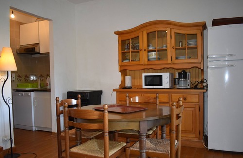 Pineto House | Beach<100m. Air conditioning. Wifi. Enclosed garden. bbc. Parking.opt car. No. of activities