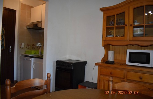Pineto House | Beach<100m. Air conditioning. Wifi. Enclosed garden. bbc. Parking.opt car. No. of activities