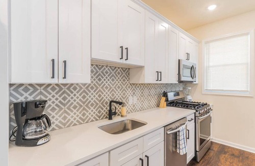 St. Leonard's Tract Condo | Beach 2 blocks with parking and patio