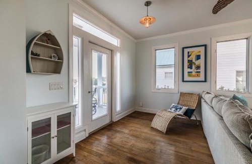 Oceanmarsh Subdivision House | Beach Access - Golf Cart Included - Views of the Marsh and Harbor River - Sleeps 10