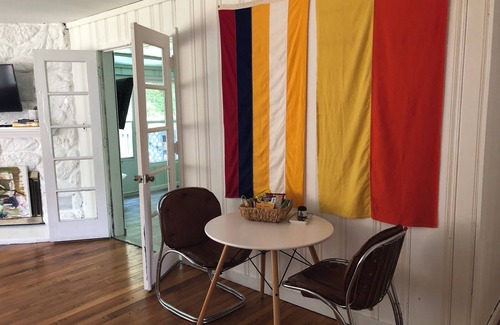 Miller Beach Cottage | Beach and backyard 4-bedroom cottage