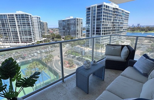 Coronado Condo | Beach and city views in condo with backyard access to beach and walkable town.