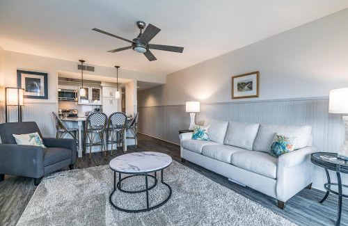 Oceanmarsh Subdivision House | Beach and Pool Views! Newly Listed Villa on Harbor Island