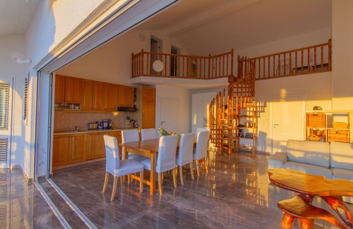Potocnica Apartment | Beach Apartment 2: private bathing area, sandy beach, wireless internet, ideal for families